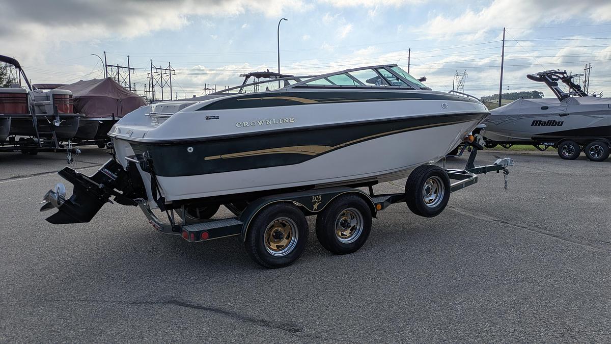 Used 2000 Crownline 205 BR