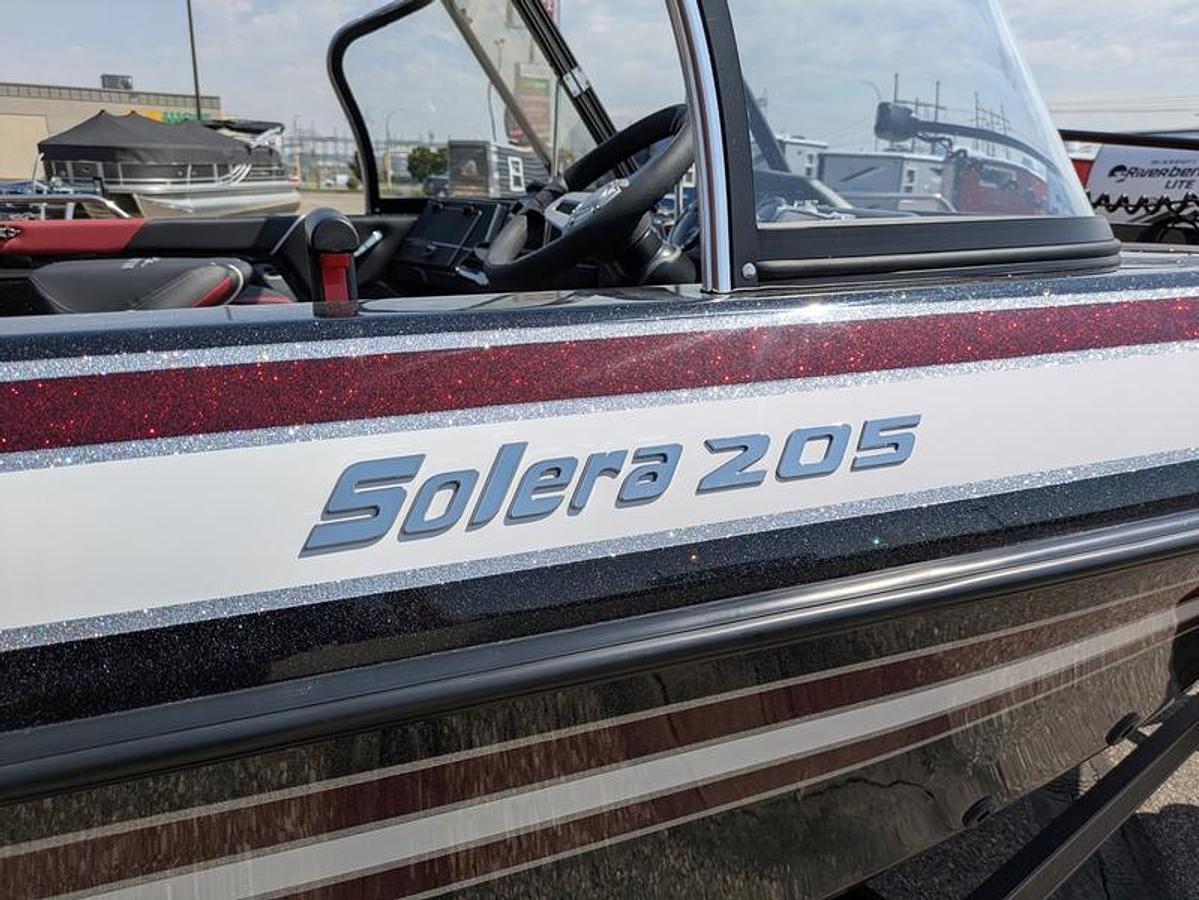 2025 Skeeter SOLERA205