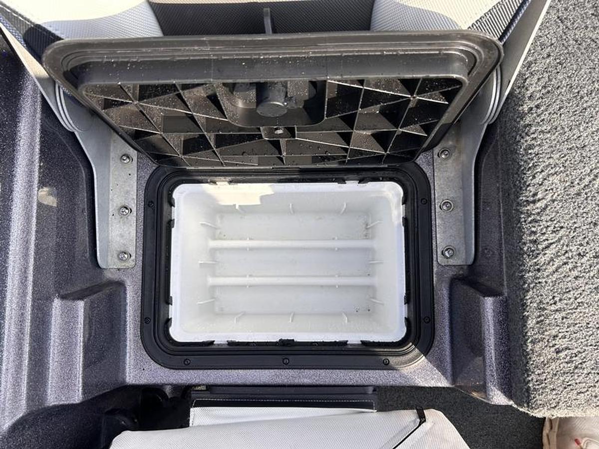 Used 2018 Skeeter WX2190