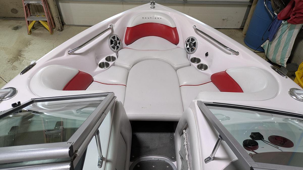 Used 2006 Correct-Craft Air Nautique SV211