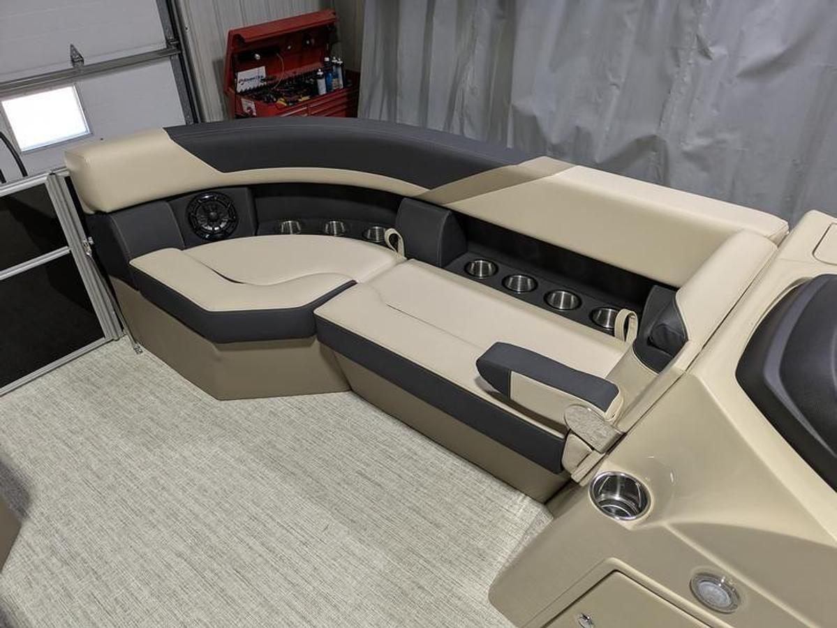 2025 South Bay S222CR2 Cruise 25"