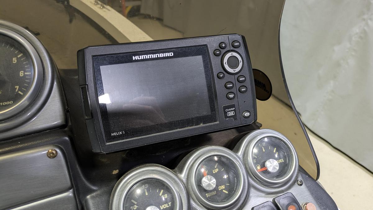 Used 2004 Crestliner 1850 Fish Hawk SC