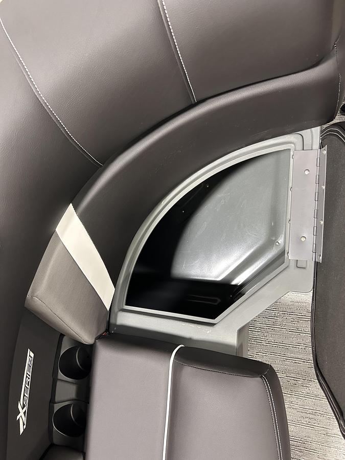 2026 Sylvan X3 Platinum Package