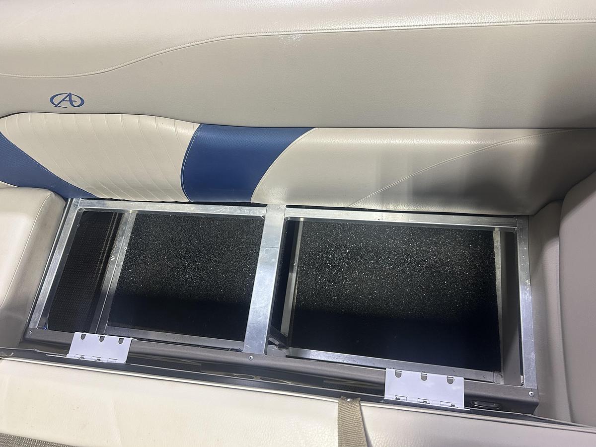 Used 2016 AVALON Windjammer 2585