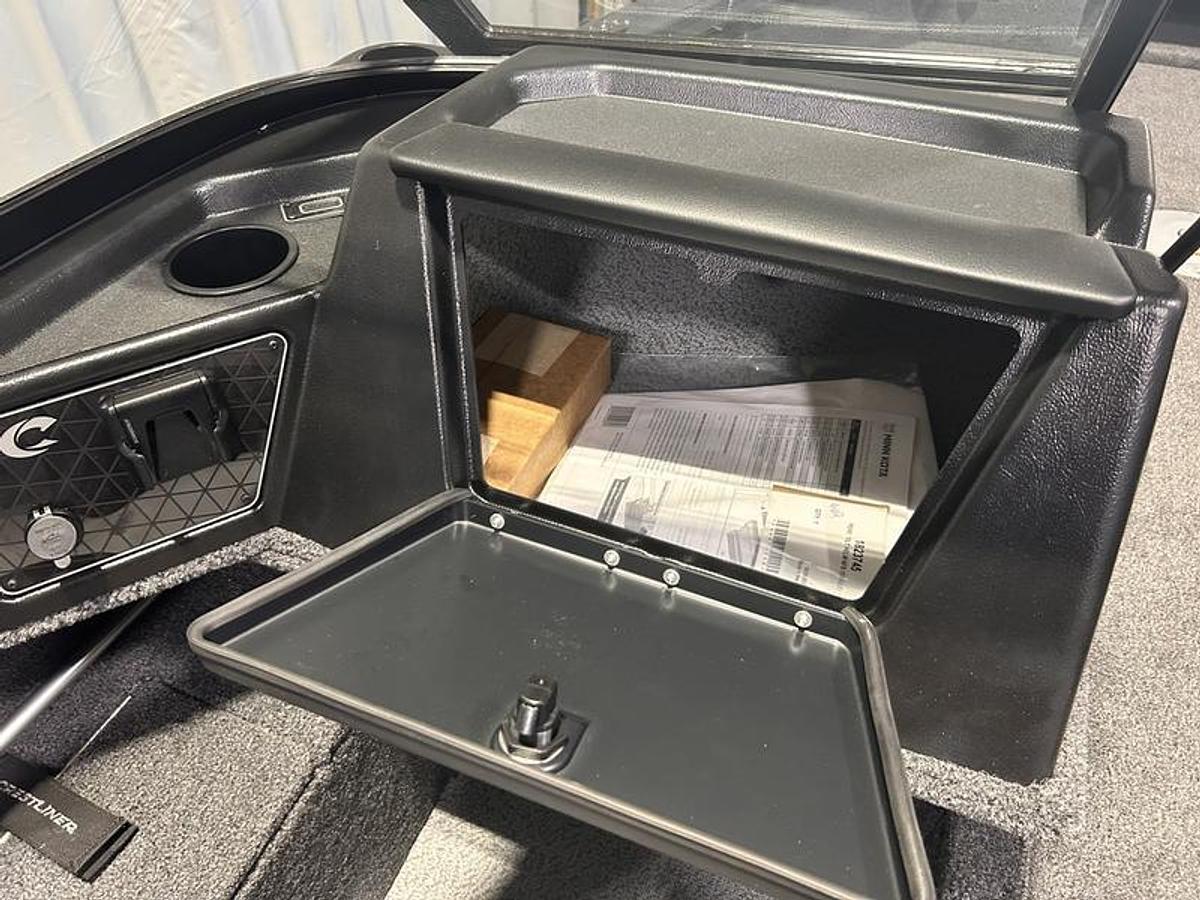 2026 Crestliner 1750 Fish Hawk Walkthrough