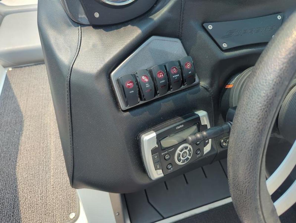 Used 2017 Supreme Boats S202