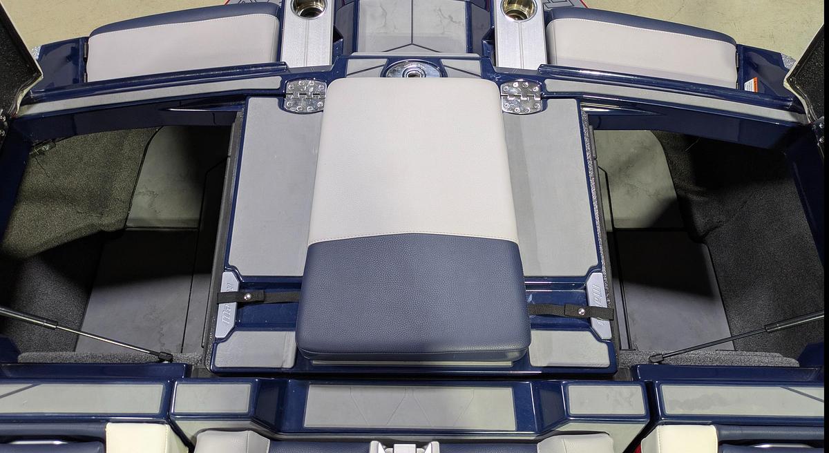Used 2022 Malibu Boats M240