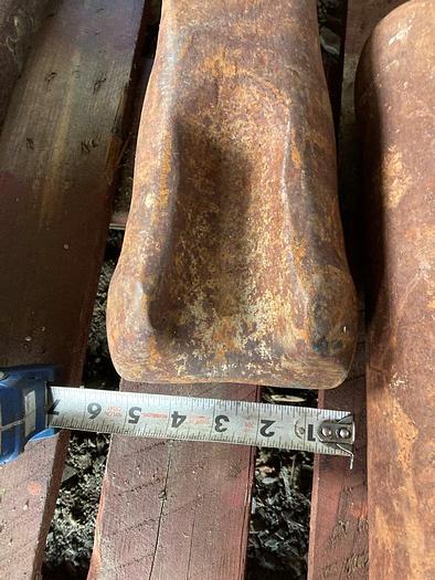 Used 5 ¾” diameter x 23" length Cable Tool Drilling Chisel Bit