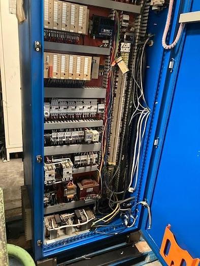 Utilisé Presses à double frappe avec roulage 