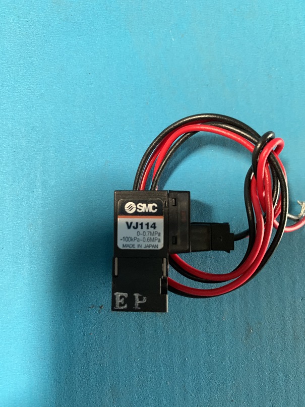 Used SMC Valve Block Assembly VJ114