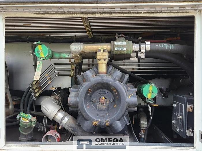 Used 1997 FMC LMD2000 Aircraft Deicer (2,000 total gallon tank cap)