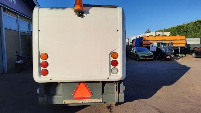 Gebruikt 2010 Ravo 530 ST