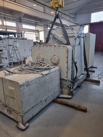 Used 700 LITER (WORKING) BATTAGGION KNEAKER EXTRUDER - T-316 S/S - JACKETED