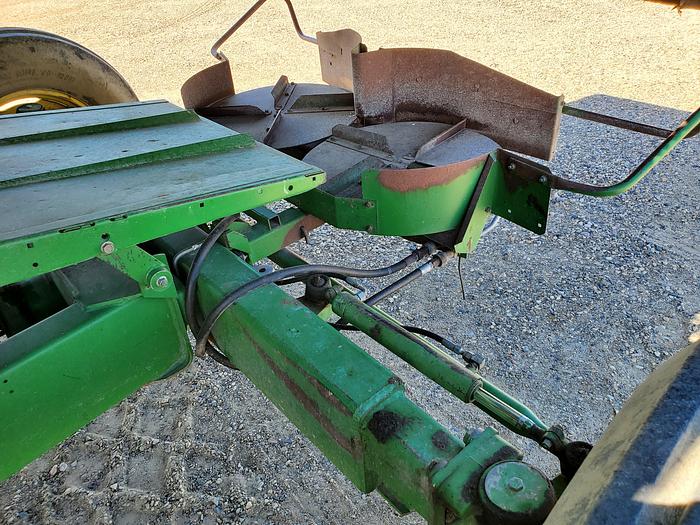 Used John Deere 9600 Combine w/ Corn + Grain Heads