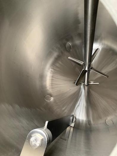 Used Rustfri 1000 liters tank