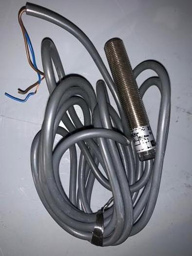 Czujnik indukcyjny XSAA0291 Telemecanique