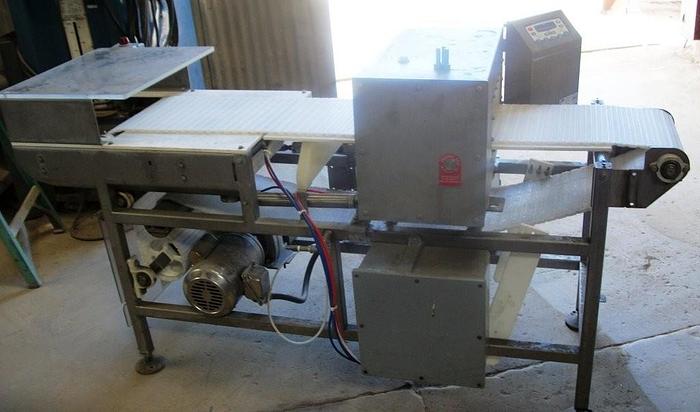 Used Detector, Metal, 14" x 6", Loma, IQ2, S/st, Conveyor, #S741299