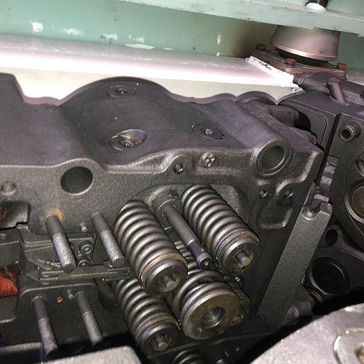 Himsen Hyundai 8H25/33P Marine engine New / Unused.