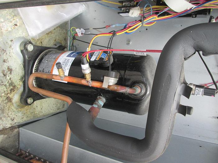 Used Lennox Energence 6 Ton Rooftop AC Unit