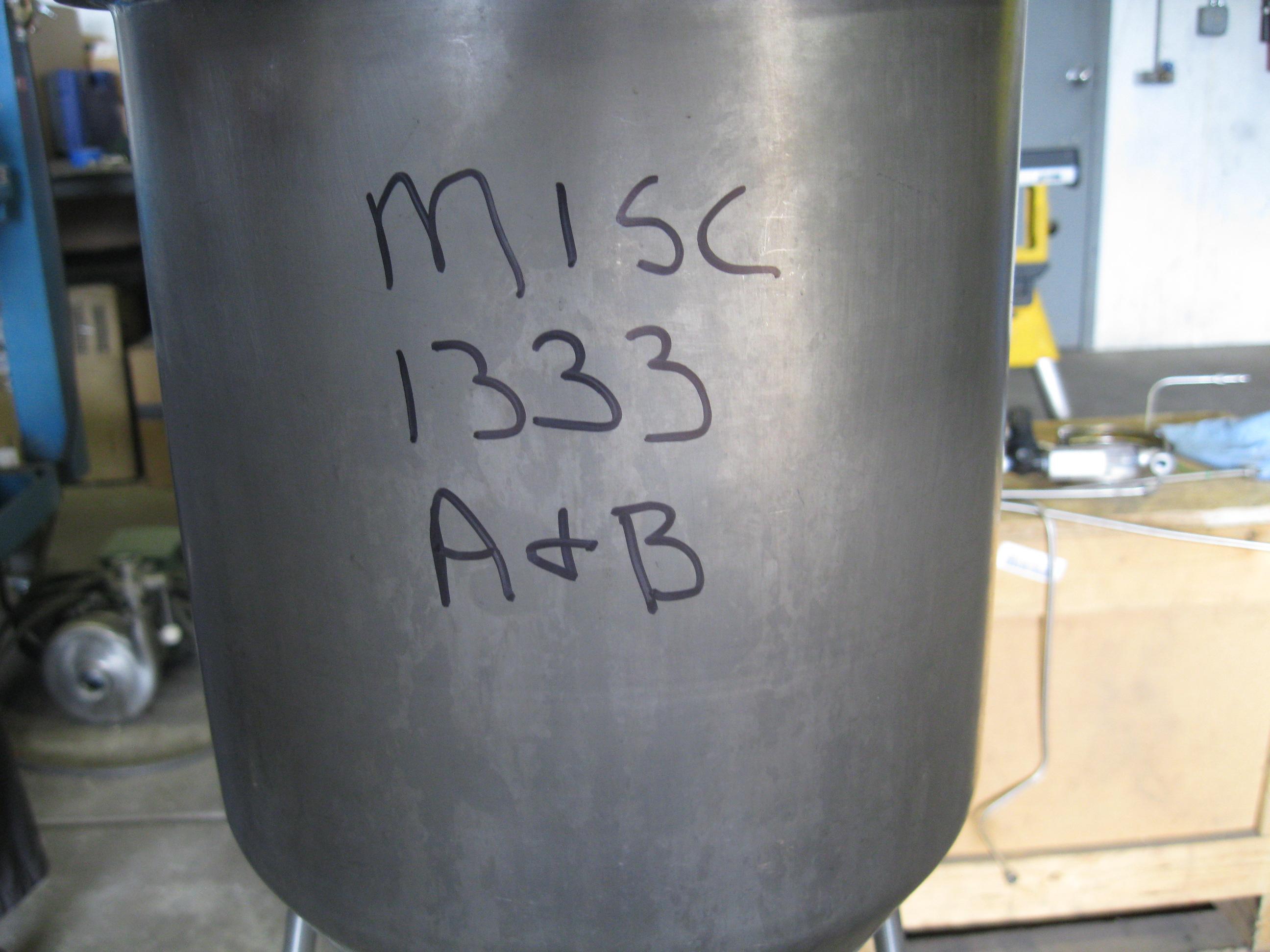 Usado 2.5 GALLON SINGLE SHELL TANK