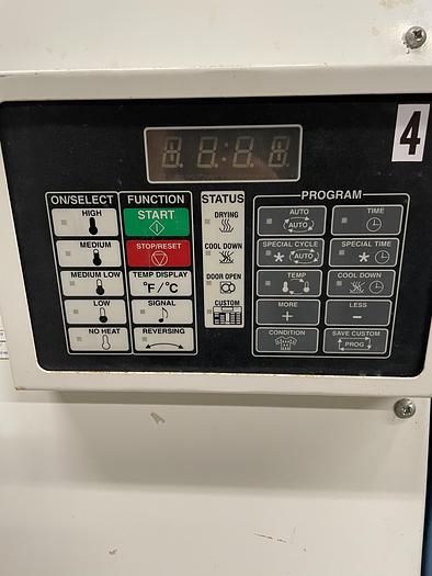 Used 1997 UNIMAC 120LB GAS DRYER