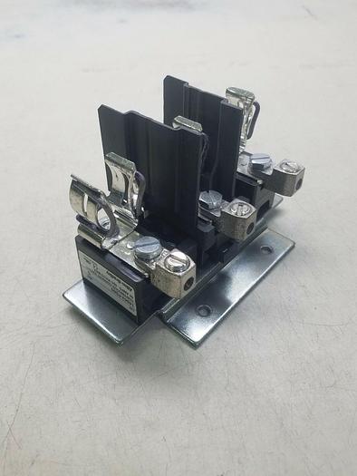 Used ALLEN BRADLEY 60A 600V FUSE BLOCK 1494V-FS60 SER. D