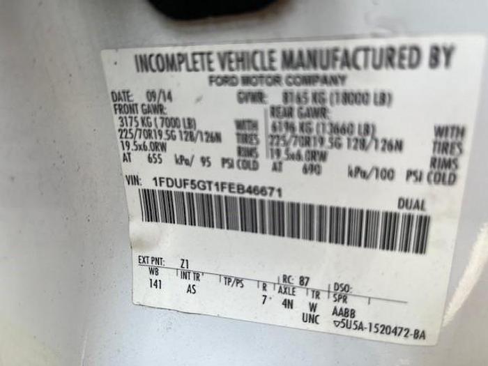 Used Altec AT40G Bucket Boom on 2015 Ford F550 Reg Cab Utility Truck - C46671