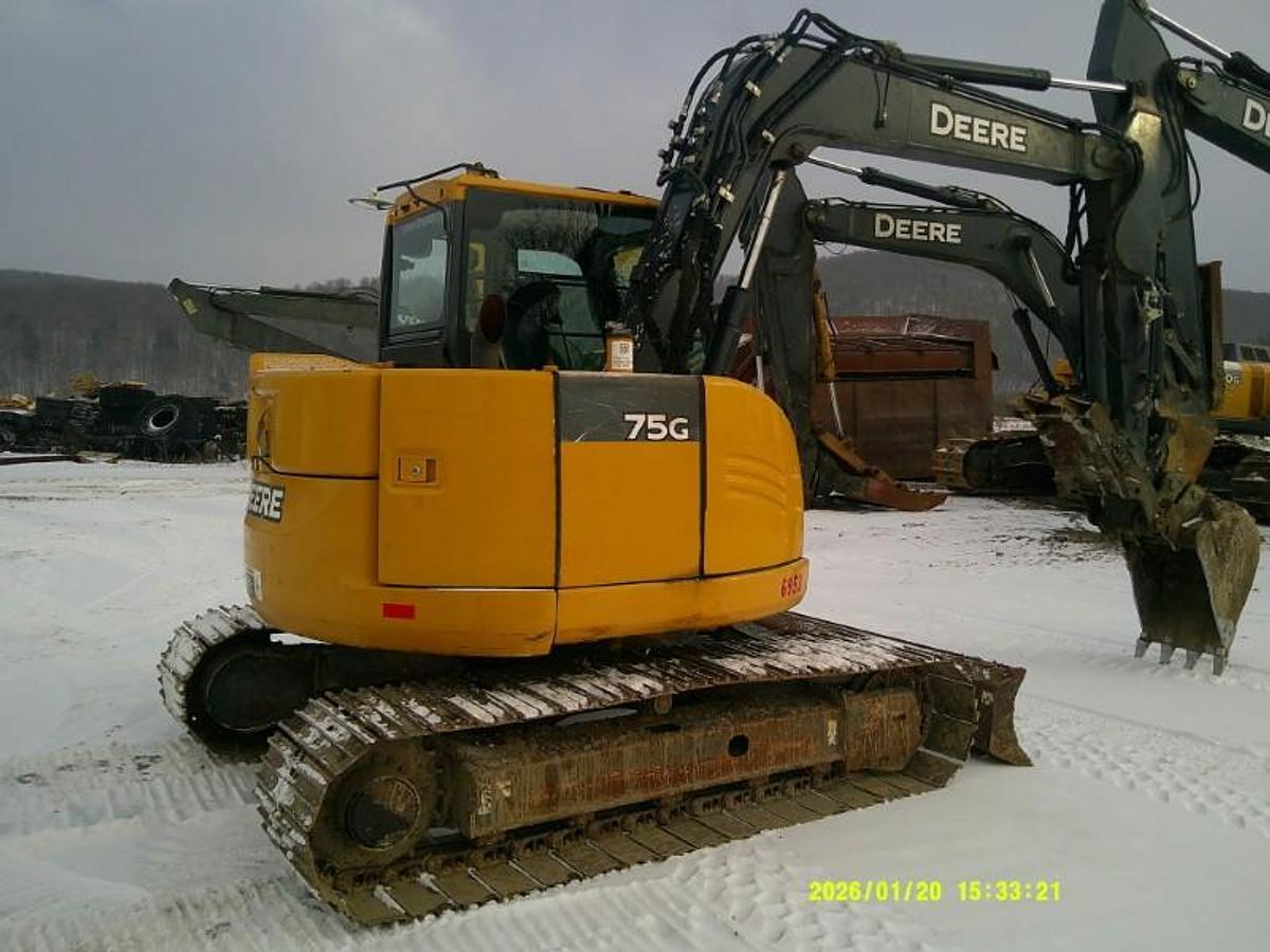Used 2021 DEERE 75G