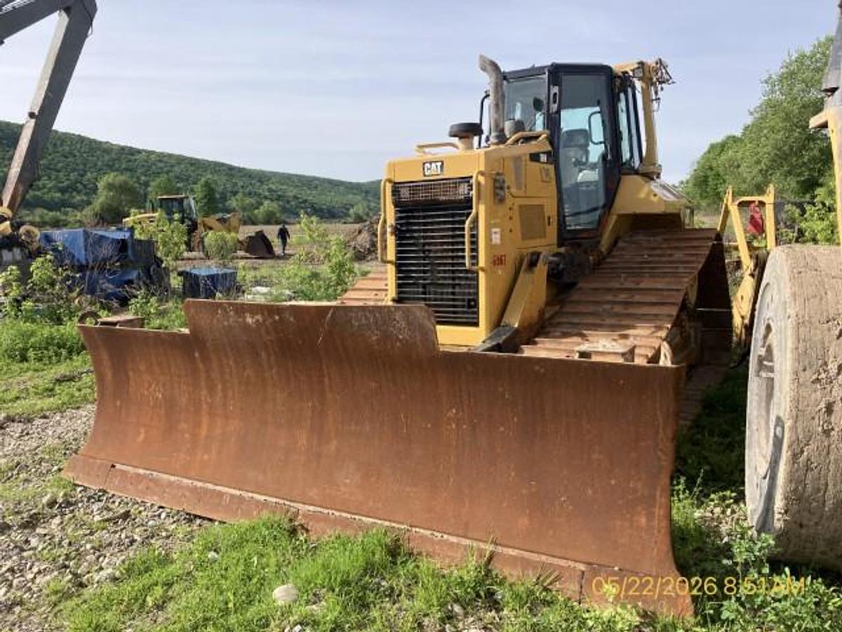 Used 2019 CATERPILLAR D6N LGP