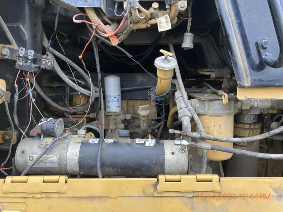 Used 2001 CATERPILLAR 963C