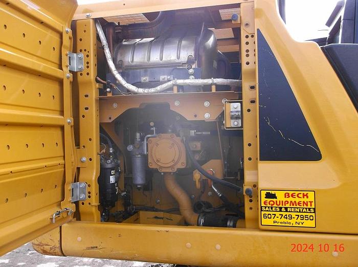 Used 2018 CATERPILLAR 323