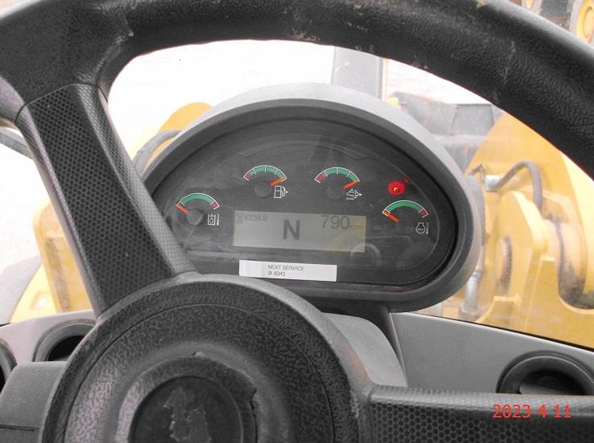 Used 2016 CATERPILLAR 938M