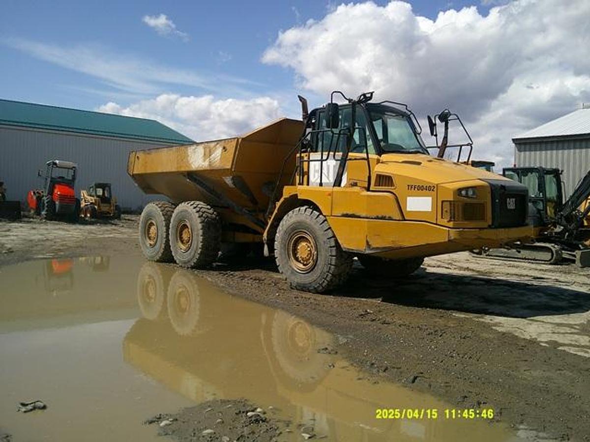 Used 2014 CATERPILLAR 730C