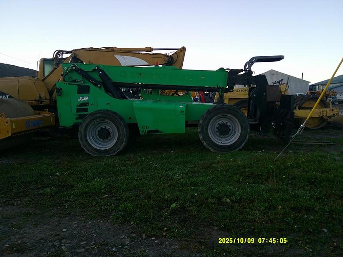 Used 2016 JLG 10054