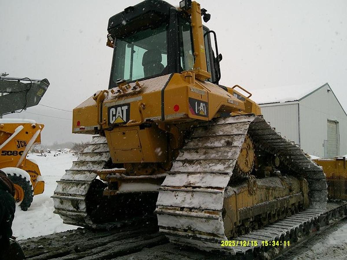 Used 2017 CATERPILLAR D6N