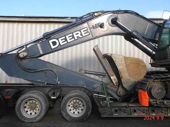 Used 2011 DEERE JD350G LC
