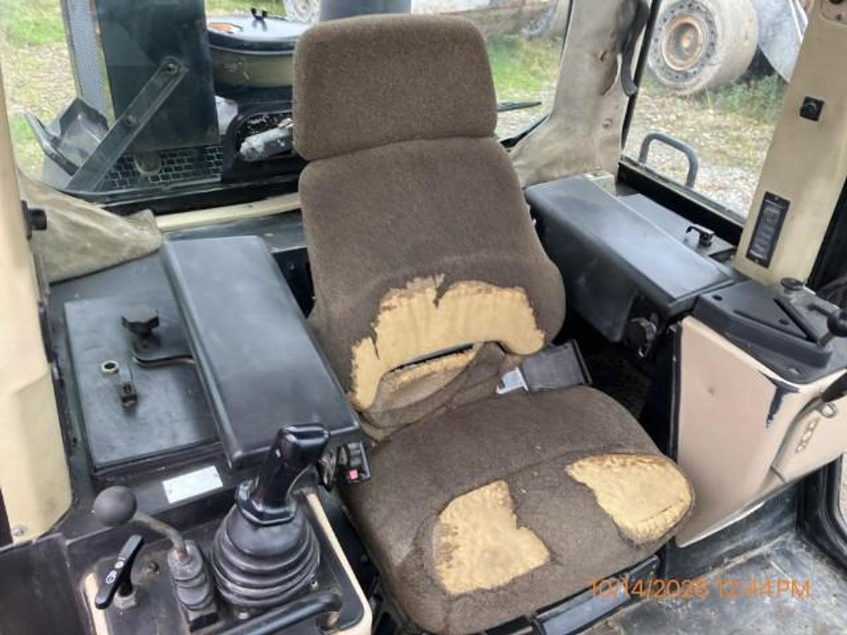 Used 2001 CATERPILLAR 963C