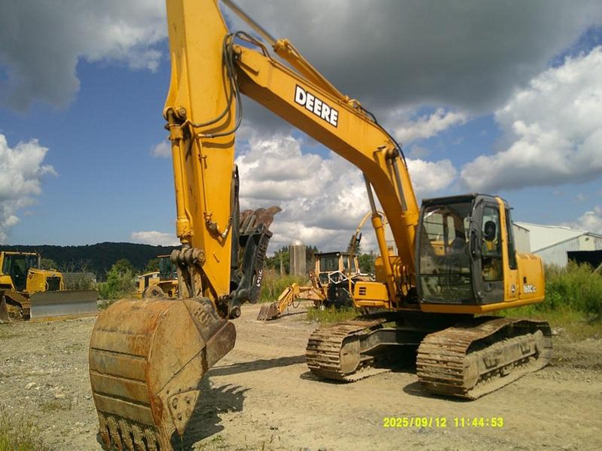 Used 2003 DEERE J160C