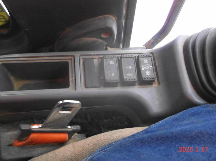 Used 2018 DEERE 135G