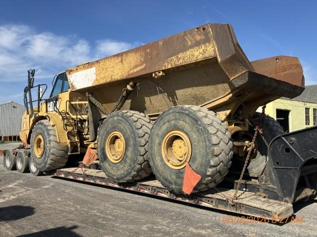 Used 2012 CATERPILLAR 740B