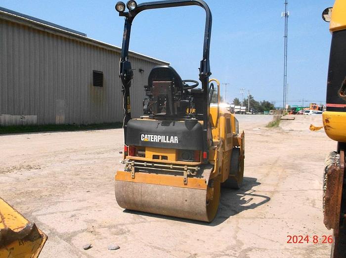 Used 2012 CATERPILLAR CB24XT