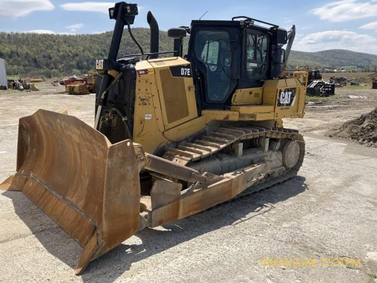 Used 2015 CATERPILLAR D7E