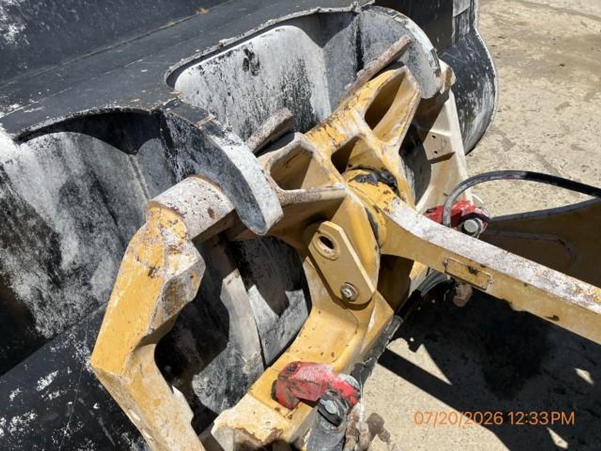 Used 2019 CATERPILLAR 926M