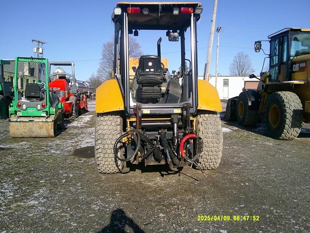 Used 2020 CATERPILLAR 415F2 IL