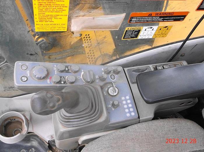 Used 2012 DEERE 135G