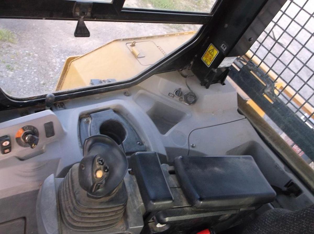 Used 2015 CATERPILLAR D7E