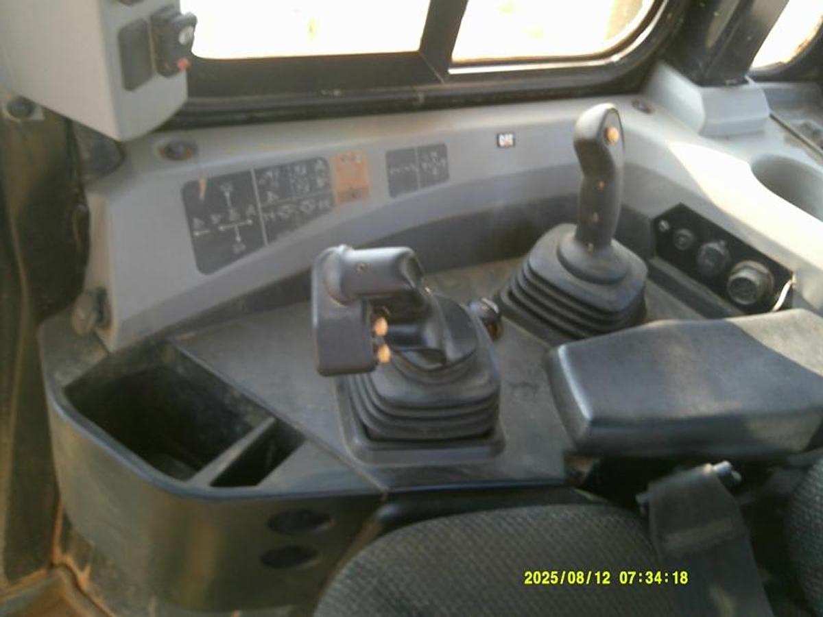 Used 2019 CATERPILLAR D6T XW