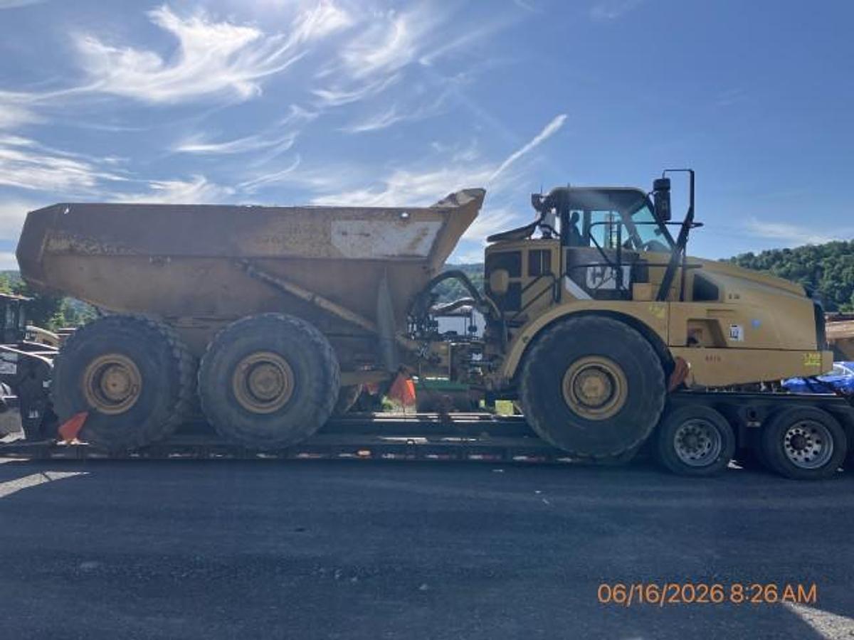 Used 2012 CATERPILLAR 740B