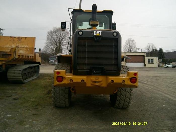 Used 2015 CATERPILLAR 926M