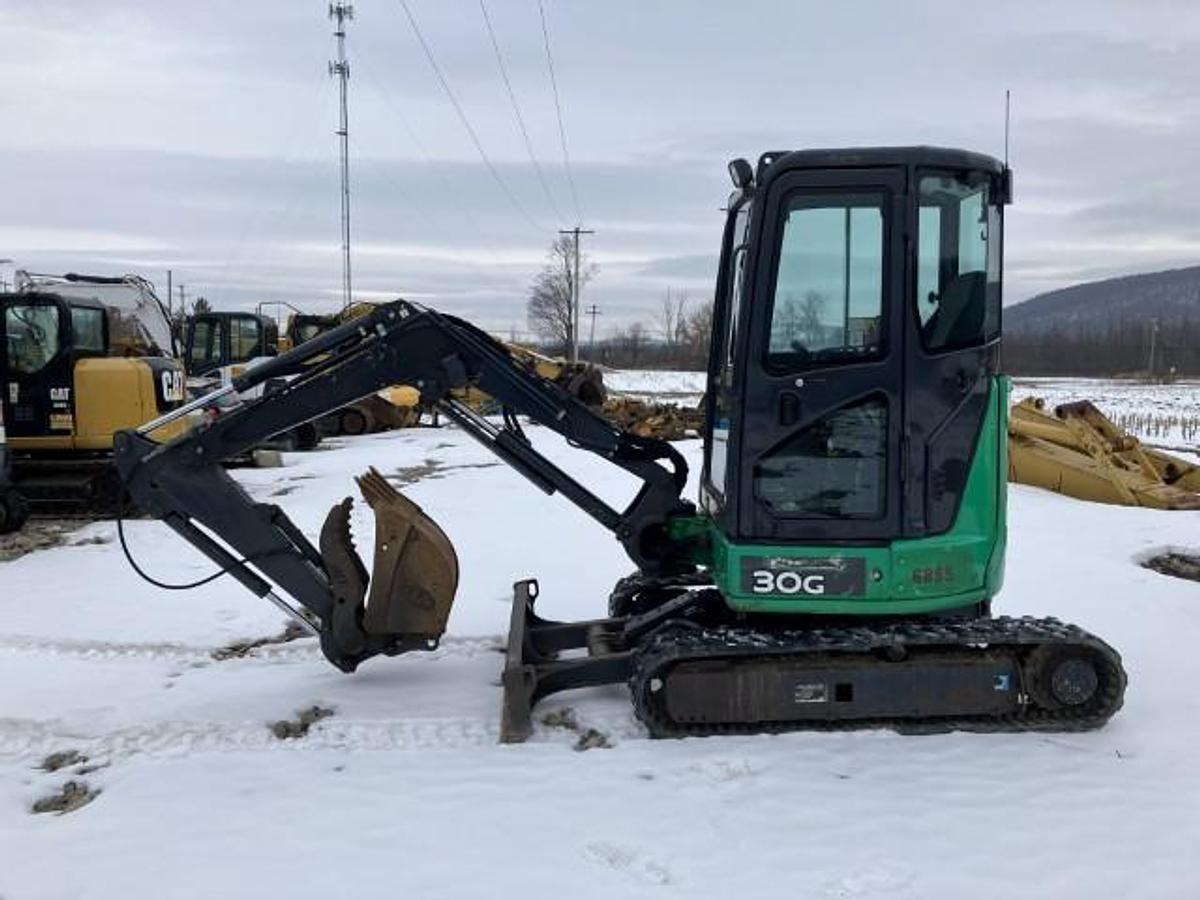 Used 2019 DEERE 30G